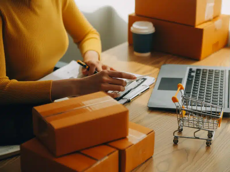 BLOG - ALESSIO ARAÚJO - FORASTEIRO ONLINE - Marketing Digital para Iniciantes O Guia Completo para Começar a Vender Online!