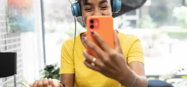 BLOG FORASTEIRO ONLINE - Influenciadores digitais o que é e como podem divulgar a sua marca