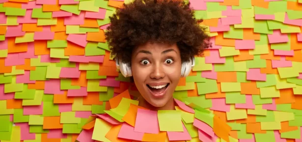 Marketing de conteúdo aplicado ao marketing digital com blog, SEO, funil e geração de autoridade.